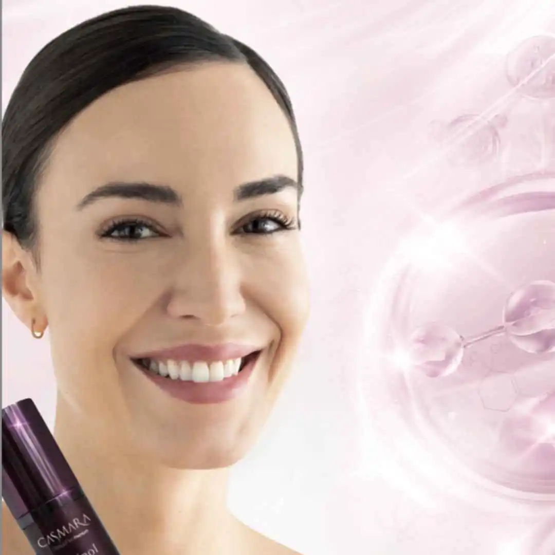 Rostro suave y uniforme tras sesión de peeling químico profesional