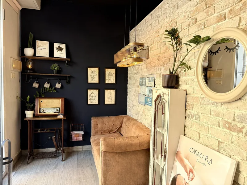 Detalle vintage e instalaciones de Fabiola Carreño Estéticas